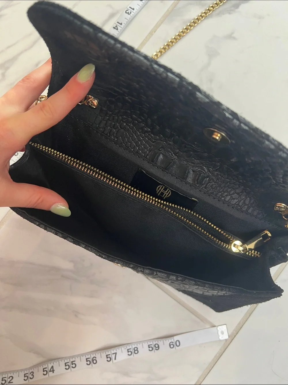 House of Harlow Black Croc-Embossed Shoulder Bag with Gold Chain - Picture 5 of 7